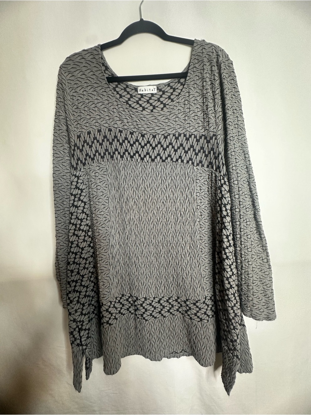 Habitat Gray Patterned Long Sleeve Tunic